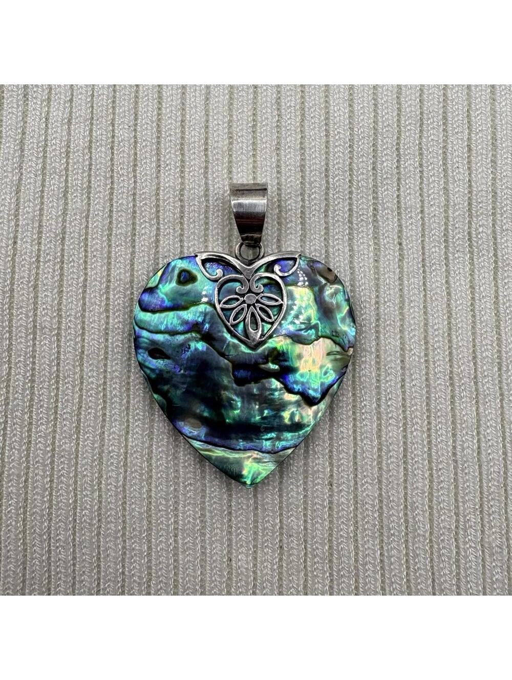 925 Sterling Silver Paua Abalone Shell Heart Pendant Indonesia Blue Green